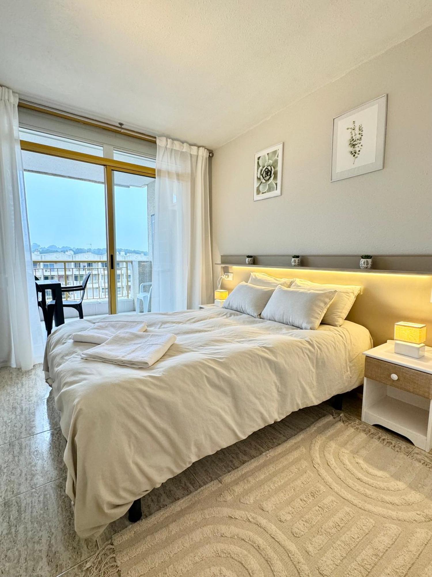 Apartamento Completo Junto A La Playa Salou Buitenkant foto